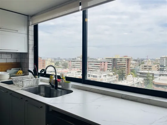 Rebajado: Amplio, Gran Cocina Y Vistas. Novación Posible.