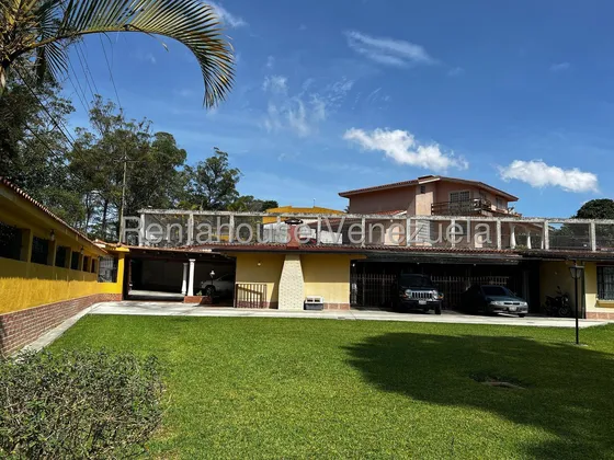 V Hermosa Casa En Venta En Club De Campo San Antonio  