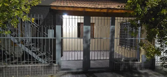 Alquilo Casa Dos Dormitorios Y Un Baño