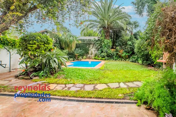 Totalmente Refaccionada Casa De 4 Dormitorios, Jardín Con Pileta. Martinez Vias/santa Fé