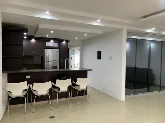 De Oportunidad Casa Moderna En La Esmeralda San Diego 