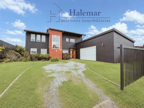 Casa Exclusiva En Loteo Centenario, Puerto Varas