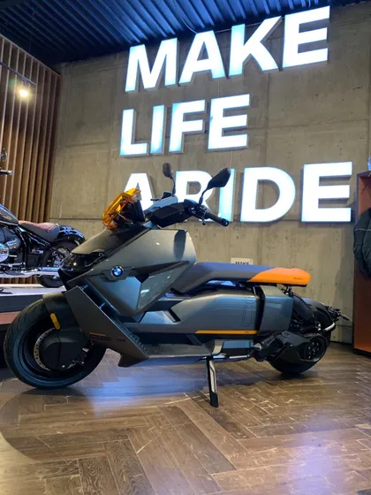 Bmw Ce 04