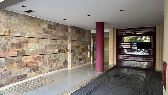 Departamento En Flores. Venta.