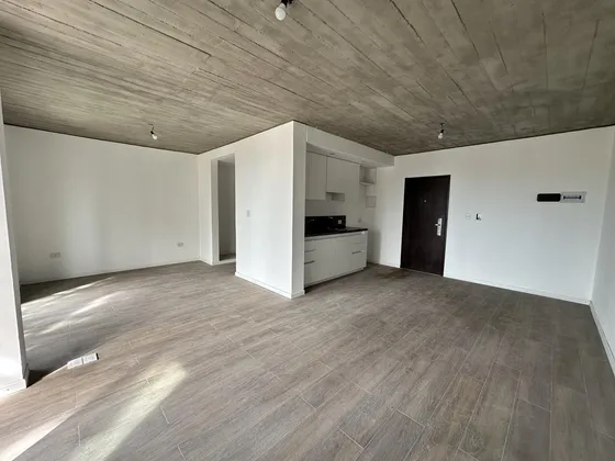 Departamento En  Venta 1 Dormitorio A Estrenar Con Cochera En Funes - Centro