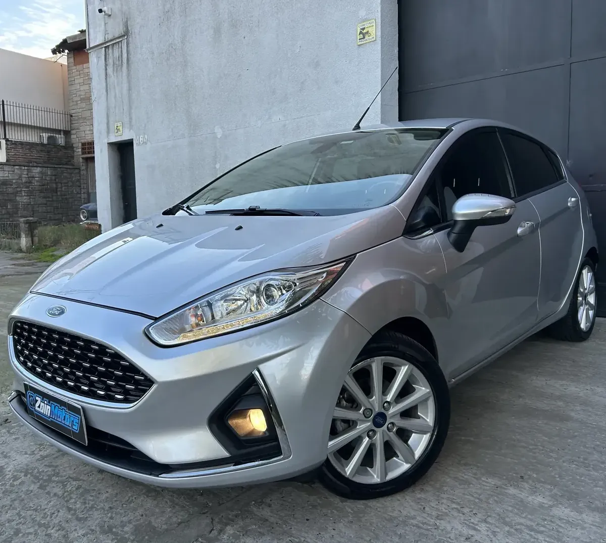 Ford Fiesta Kinetic 1.6 Titanium Powershift 120cv
