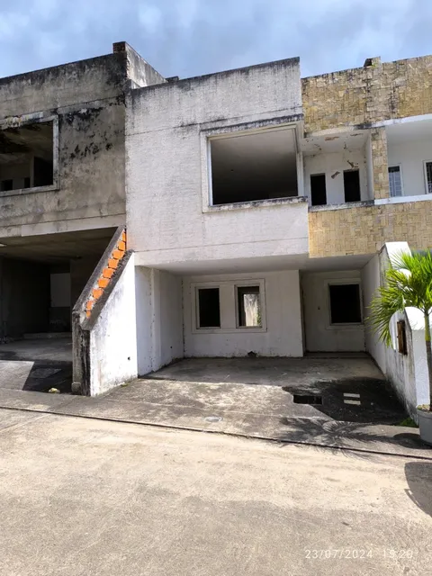 Xv, Casa En Venta Cen Pueblo Nuevo Sector Ambrosio Plaza  Urb. El Doral En Obra Blanca