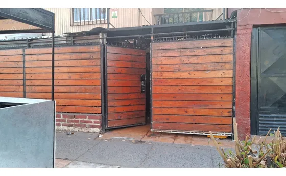 Casa  Con Excelente Ubicación Para Comercio