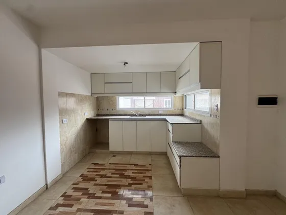 Ph En Venta 3 Amb. Loma Hermosa Tres De Febrero