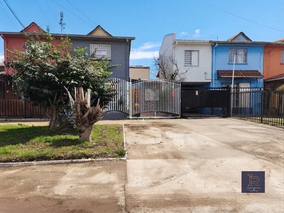 Casa En Venta Cerca De Strip Center