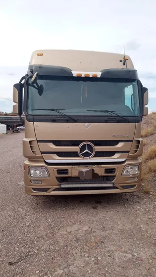 Impecable Tractor De Carretera 6x2 Original