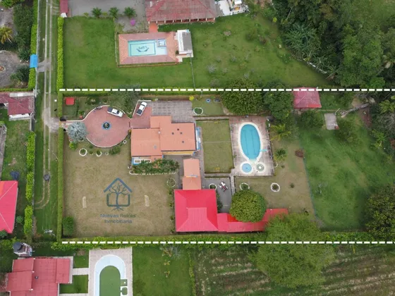 Increíble Finca En Villavicencio Con Múltiples Ambientes.