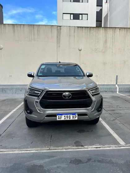 Toyota Hilux 2.8 Cd Srx 177cv 4x2 At
