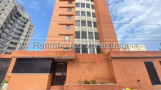 Marianny Gonzalez, Alquila Exclusivo Apartamento Amblado Zona Este Barquisimeto