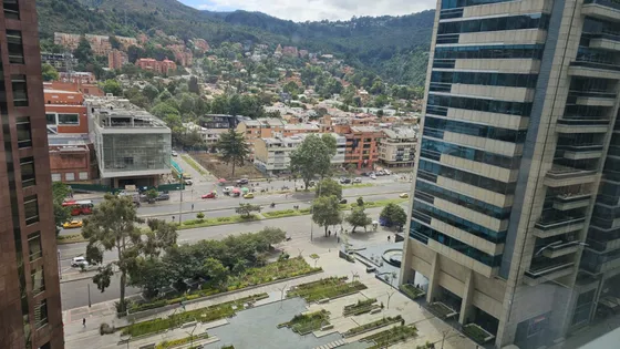 Oficina En Arriendo En Santa Ana Occidental-usaquén. Cod A1088057