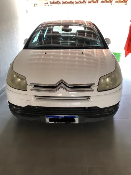 Citroën C4 Pallas 2.0 Exclusive 4p
