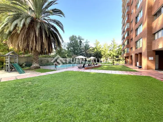 Departamento En Venta De 3 Dorm. En Las Condes