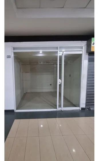 Se Alquila Local Comercial 8m2 Cc Matalinda Charallave 5677