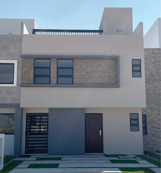 Casa En Venta Fraccionamiento Civital