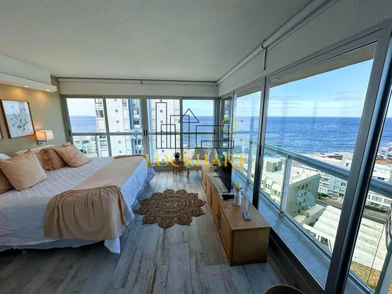 Apartamento Sobre El Puerto Reciclado A Nuevo