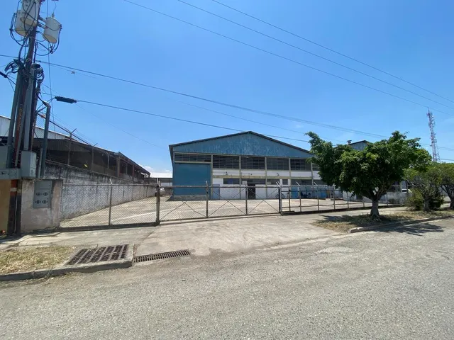 Galpón En Alquiler Valencia Zona Industrial (mer)