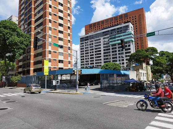 El Mejor Local Comercial O Terreno De Sabana Grande En Venta Alfonso Lopez