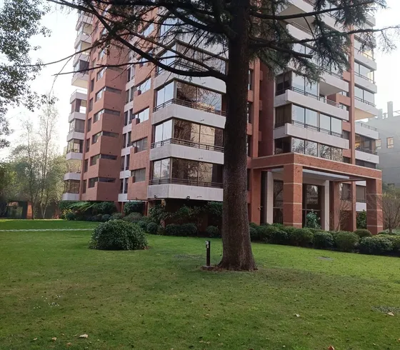 Lyon / Carlos Antunez