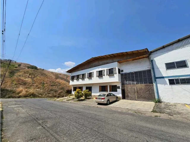 Galpón En La Victoria Complejo Industrial Chapa Edo Aragua