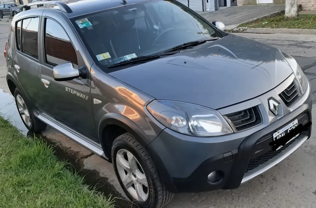 Renault Sandero Stepway 1.6 Confort 105cv