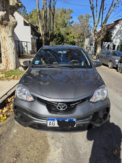 Toyota Etios 1.5 Sedan X
