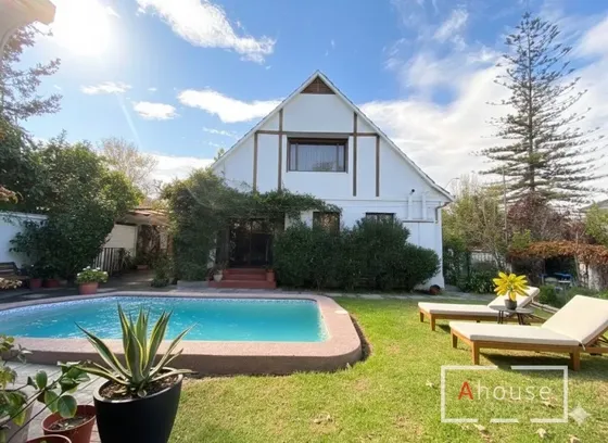 Casa De 5 Dormitorios Plaza Dinamarca