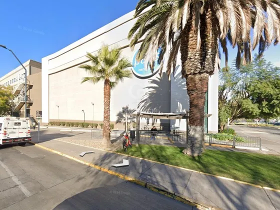 Visibilidad Total: Local En Kennedy, Mall Alto Las Condes