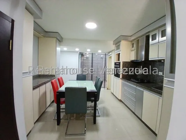 Daniela Linarez Vende Casas En Exclusiva Urbanizacion De Cabudare Con Bellas Areas Comunes Todos Los Servicios Básicos En Impecables Condiciones Moderna Y Elegante Contactame                          