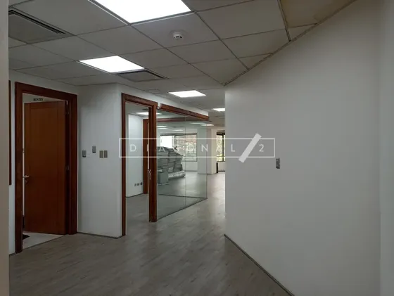 Oficina En Arriendo En Barrio El Golf