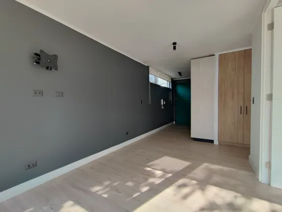 Edificio Av. Gral. Bustamante Vista Oriente Piso 2