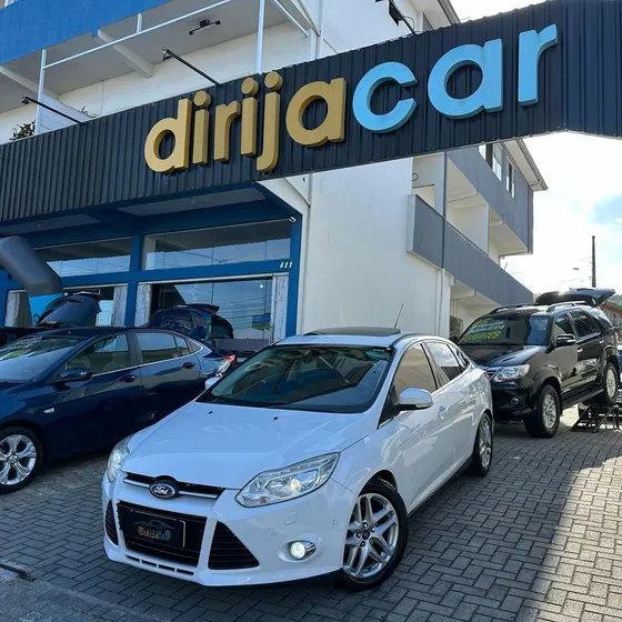 Ford Focus Sedan Titanium 2.0 Plus 16 V Flex Aut.