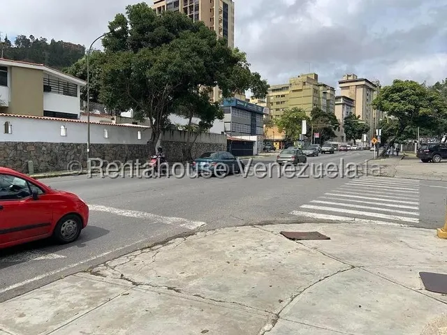 Casa En Alquiler La Trinidad Mls #25-19441