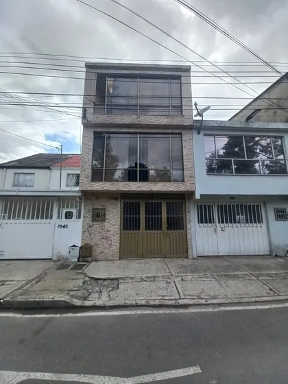 En Venta Casa En Villa Alsacia De 225 Mt2