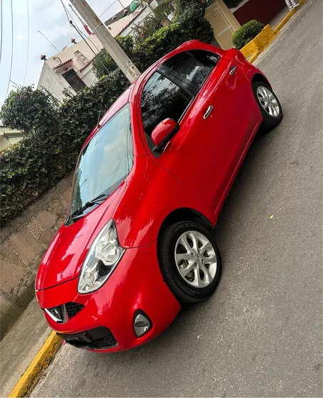 Nissan March 1.6 Advance Mt