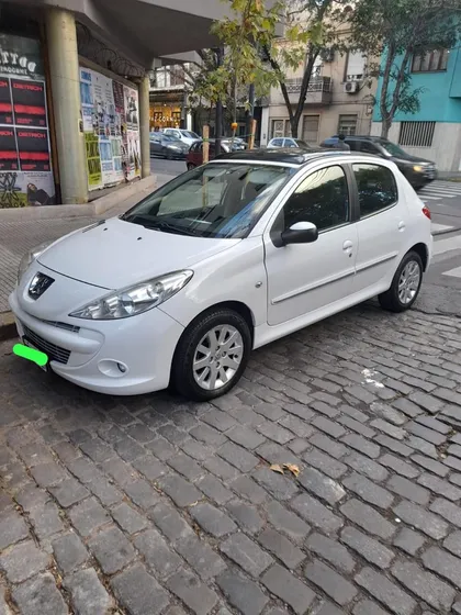 Peugeot 207 1.6 Feline 106cv Tiptronic