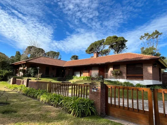 Casa En Venta - 6 Dormitorios 7 Baños - Pinamar