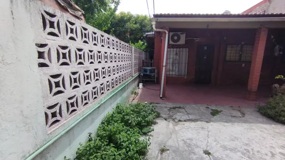 Casa  En Venta En Lomas De Zamora, G.b.a. Zona Sur, Argentina