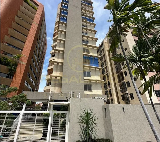 Av-1514 Zona Norte Apartamento Edificio Oceanía Sector La Lago