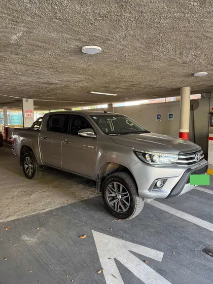 Toyota Hilux Hilux 4x4 D/c Srx 2.8 Tdi 6 A/t