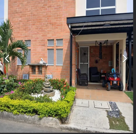 Venta Casa Esquinera 2 Plantas, Unidad Residencial Paisajes De Pangola