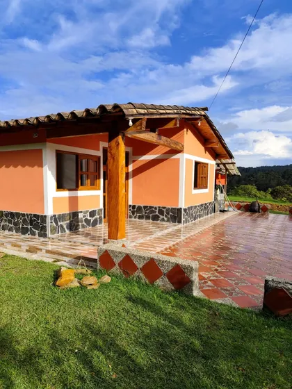 Se Arrienda Casa Finca En Piedras Blancas 