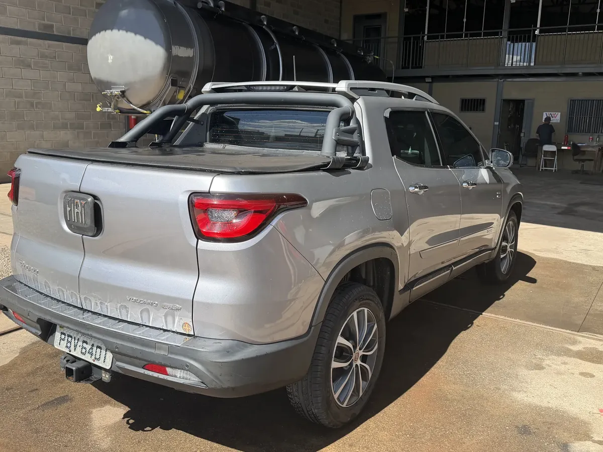 Fiat Toro 2020 2.0 Volcano 4x4 Aut. 4p — foto 5