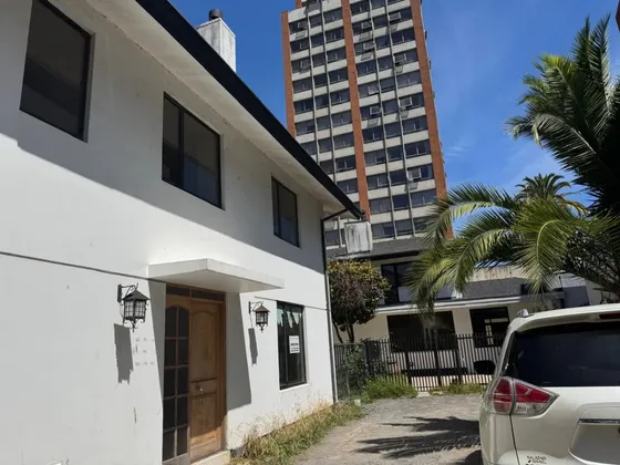 Casa Interior Para Uso Comercial En El Centro