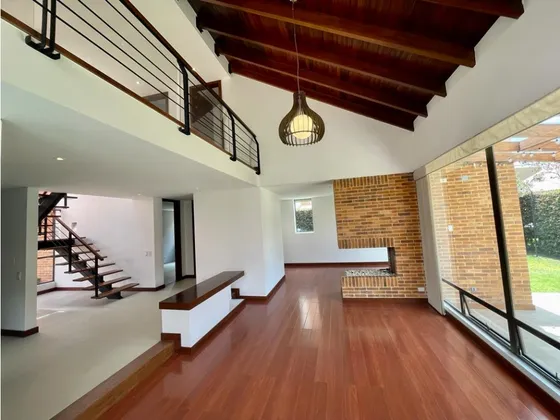Se Vende Casa En Cajica Badalona