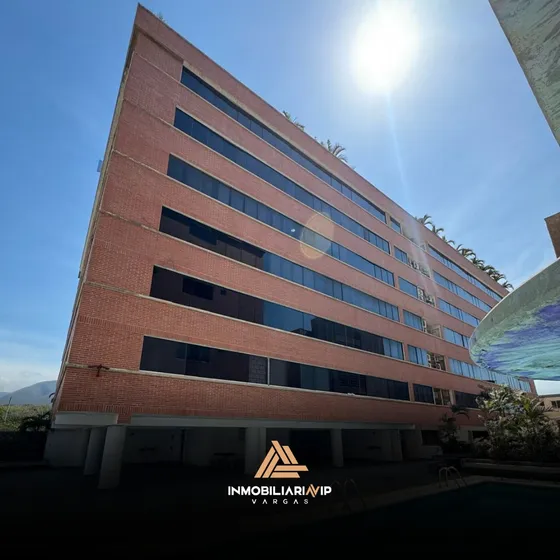 Ref  007 - 827  Grupo Inmobiliaria Vip Te Ofrece Apartamento En Venta Ubicado En  Playa Grande - Catia La Mar